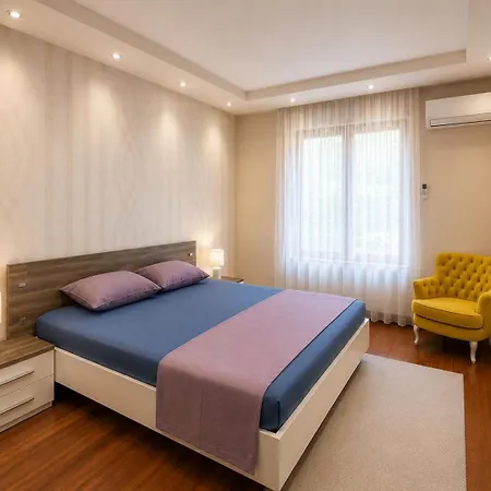 Premium Rent *